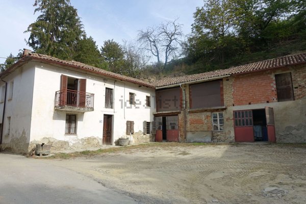 negozio in vendita a Cassinasco