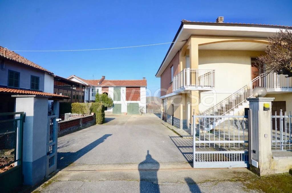 casa indipendente in vendita a Cassinasco
