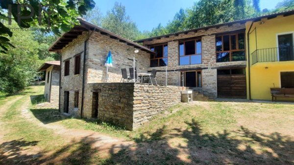 casa indipendente in vendita a Cassinasco