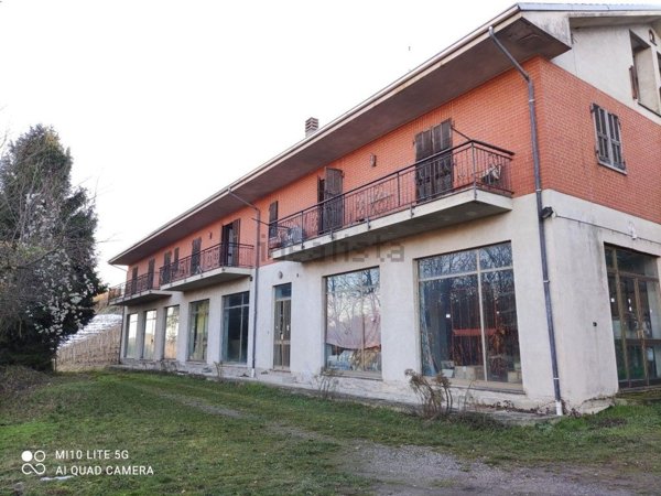 casa indipendente in vendita a Cassinasco