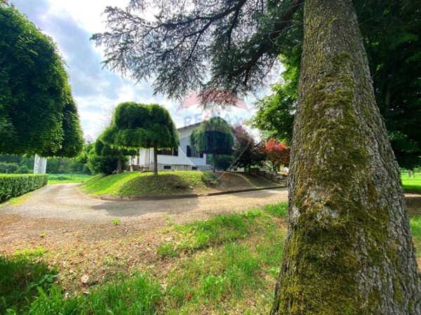casa indipendente in vendita a Castagnole delle Lanze
