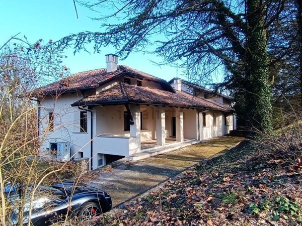 casa indipendente in vendita a Castagnole delle Lanze