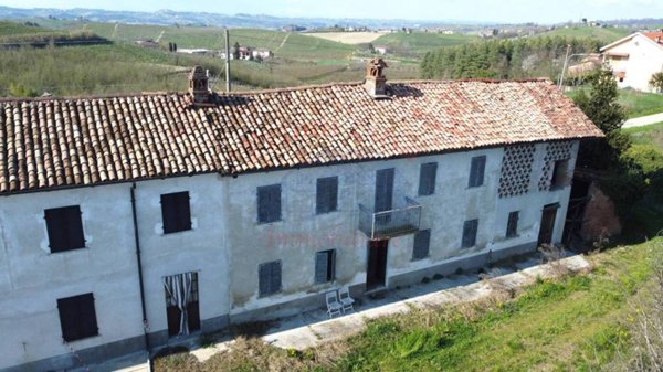 casa indipendente in vendita a Castagnole delle Lanze in zona San Bartolomeo