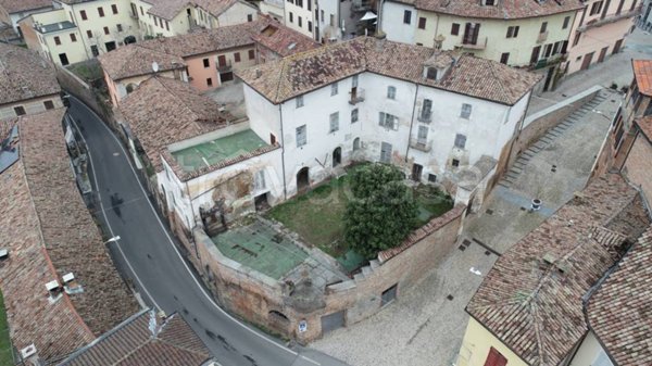 casa indipendente in vendita a Castagnole delle Lanze