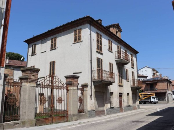 casa indipendente in vendita a Castagnole delle Lanze in zona Val Bera