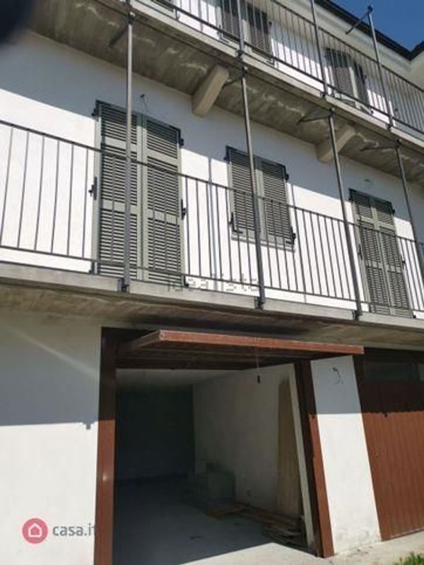 casa indipendente in vendita a Castagnole delle Lanze