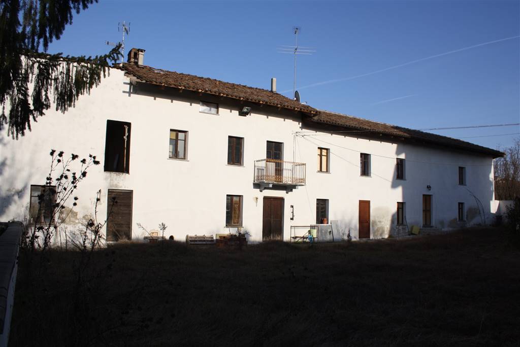 casa indipendente in vendita a Castagnole delle Lanze in zona Carossi
