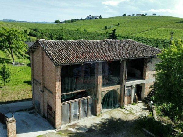 casa indipendente in vendita a Castagnole delle Lanze