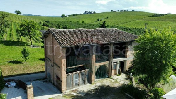 casa indipendente in vendita a Castagnole delle Lanze