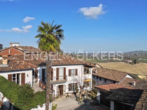 pentavano in vendita a Castagnole delle Lanze