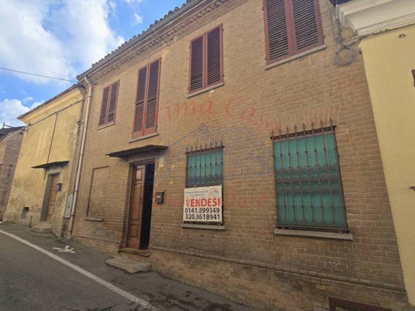 casa indipendente in vendita a Castagnole delle Lanze