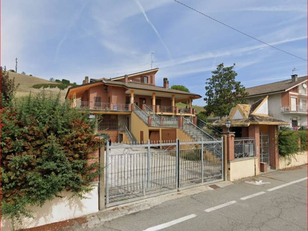 casa indipendente in vendita a Castagnole delle Lanze in zona San Bartolomeo