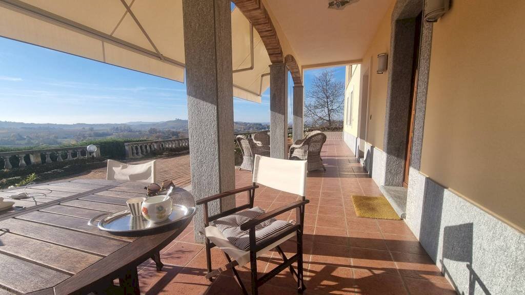 casa indipendente in vendita a Castagnole delle Lanze