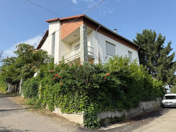 casa indipendente in vendita a Castagnole delle Lanze