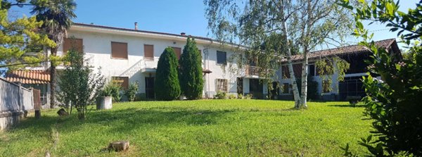 casa indipendente in vendita a Castagnole delle Lanze