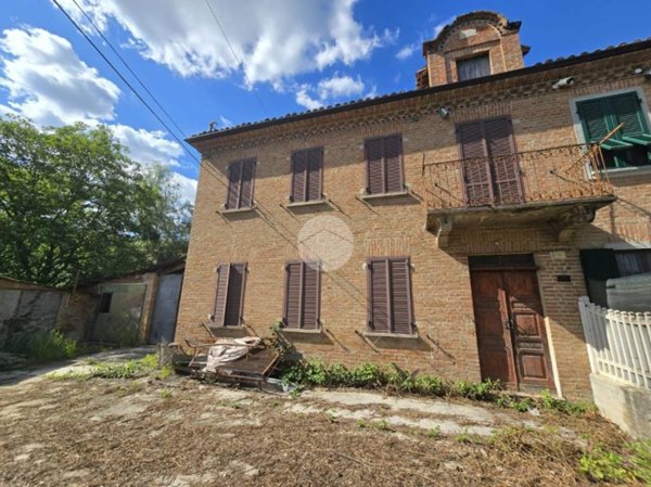 casa indipendente in vendita a Castagnole delle Lanze