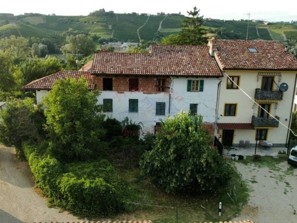 casa indipendente in vendita a Castagnole delle Lanze