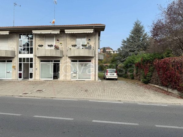 negozio in vendita a Castagnole delle Lanze