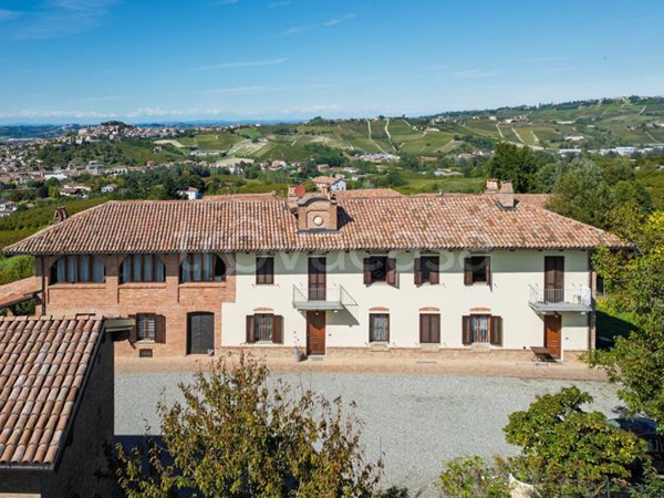 casa indipendente in vendita a Castagnole delle Lanze in zona Annunziata