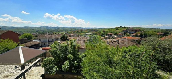 casa indipendente in vendita a Castagnole delle Lanze