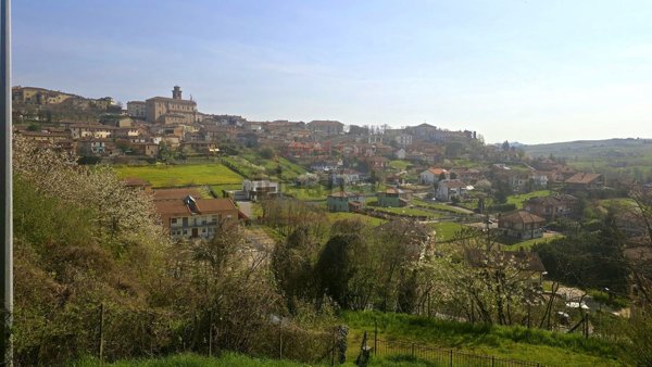 casa indipendente in vendita a Castagnole delle Lanze