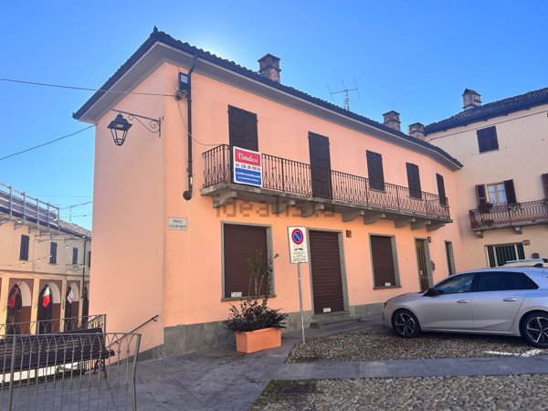 casa indipendente in vendita a Castagnole delle Lanze