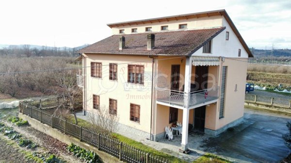 casa indipendente in vendita a Castagnole delle Lanze