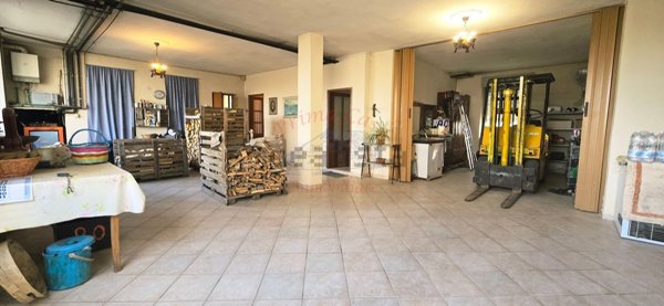 casa indipendente in vendita a Castagnole delle Lanze