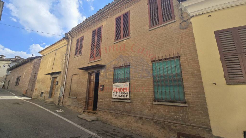 casa indipendente in vendita a Castagnole delle Lanze