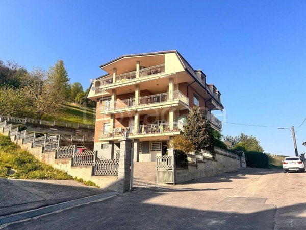 appartamento in vendita a Castagnole delle Lanze in zona San Bartolomeo