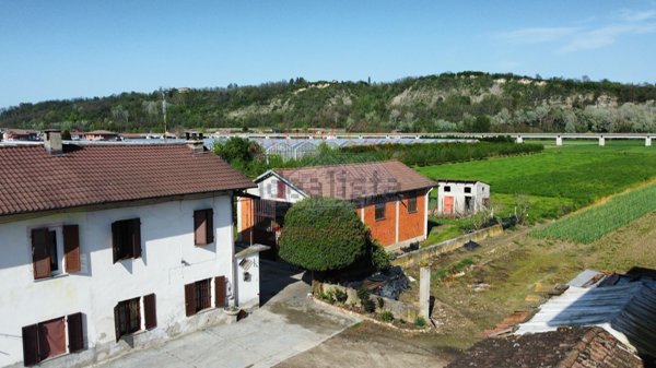 casa indipendente in vendita a Castagnole delle Lanze
