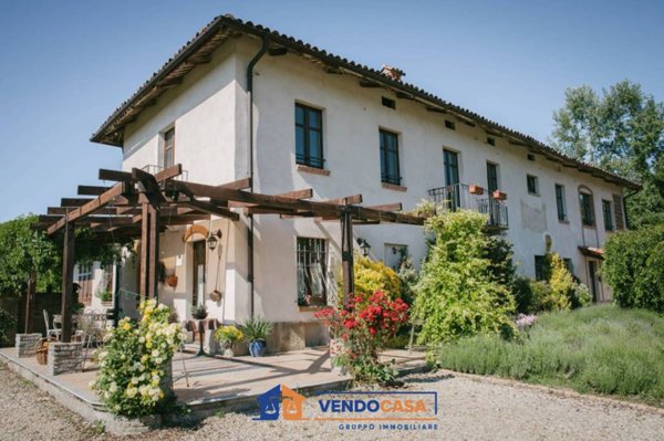 casa indipendente in vendita a Castagnole delle Lanze