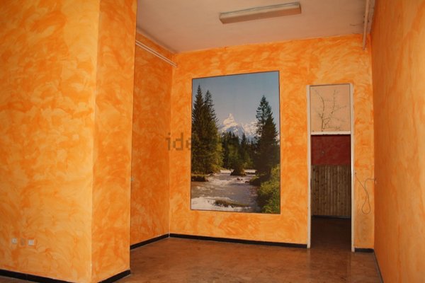 locale commerciale in vendita a Castagnole delle Lanze