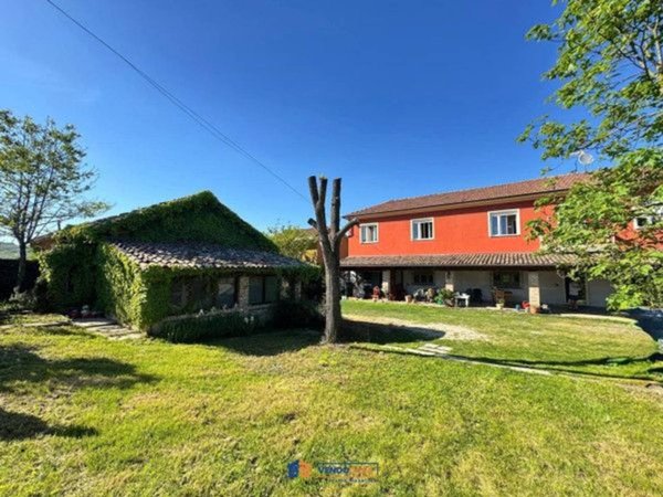 casa indipendente in vendita a Castagnole delle Lanze