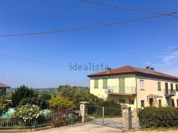 casa indipendente in vendita a Castagnole delle Lanze