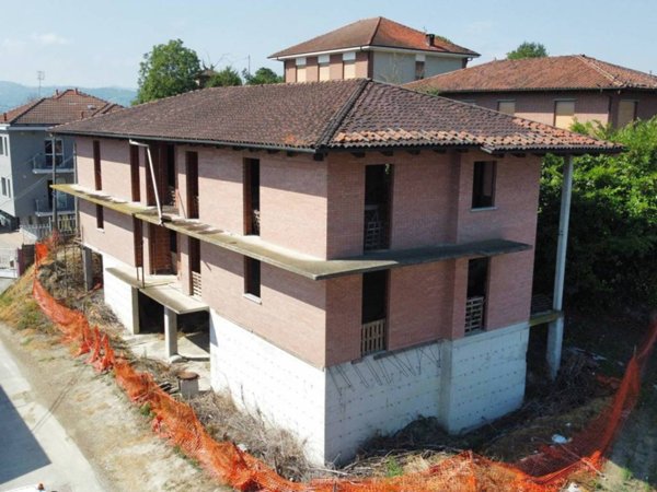 casa indipendente in vendita a Castagnole delle Lanze in zona San Bartolomeo