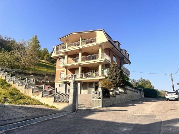 appartamento in vendita a Castagnole delle Lanze in zona San Bartolomeo