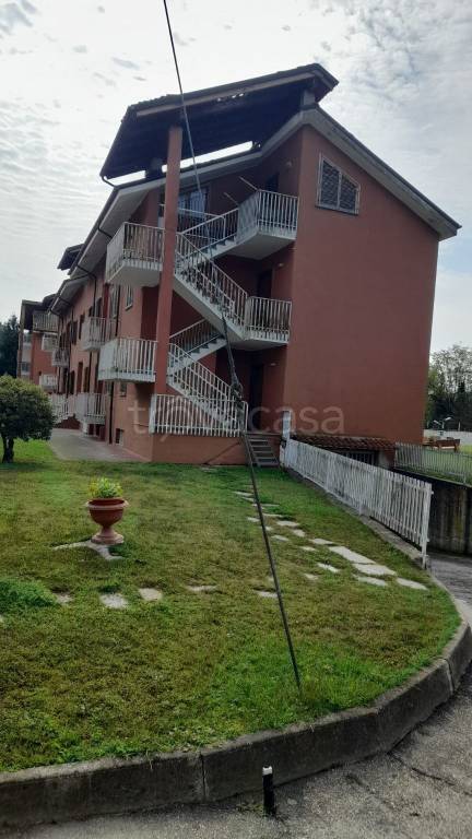 appartamento in vendita a Castagnole Monferrato in zona Valenzani