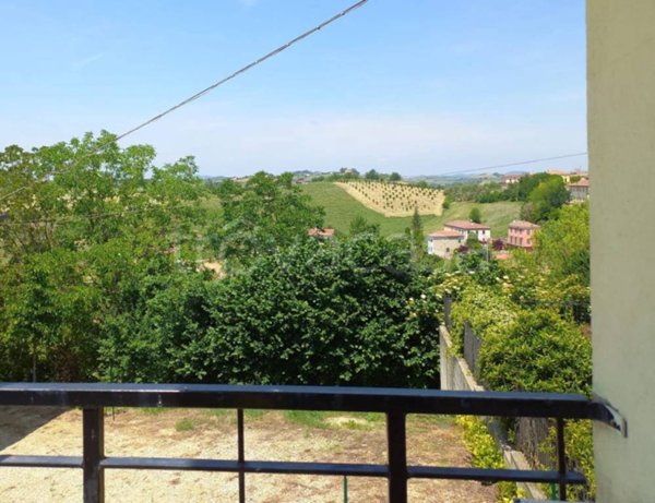 casa indipendente in vendita a Castagnole Monferrato