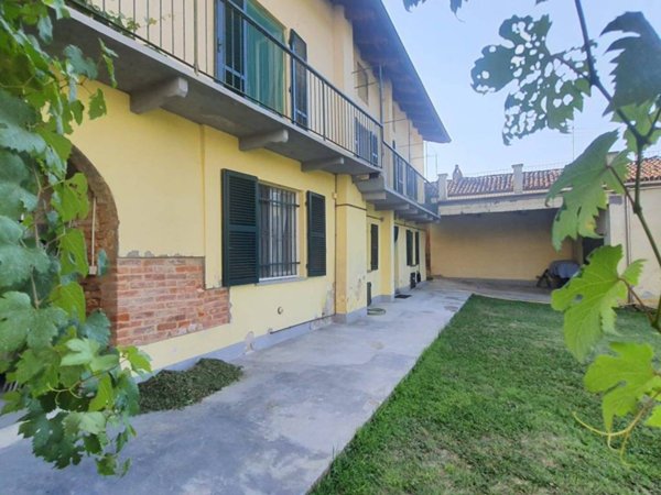 casa indipendente in vendita a Castagnole Monferrato