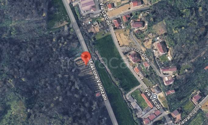 locale commerciale in vendita a Castagnole Monferrato in zona Valenzani