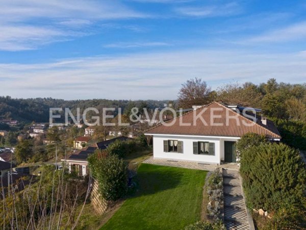 casa indipendente in vendita a Castagnole Monferrato in zona Valenzani