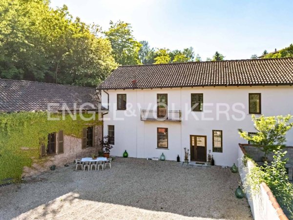 casa indipendente in vendita a Castagnole Monferrato in zona Barcara