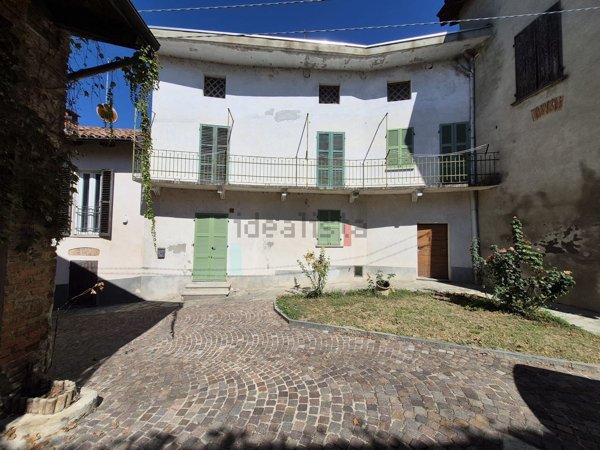 casa indipendente in vendita a Castagnole Monferrato
