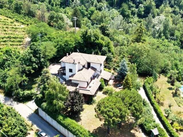 casa indipendente in vendita a Castel Boglione