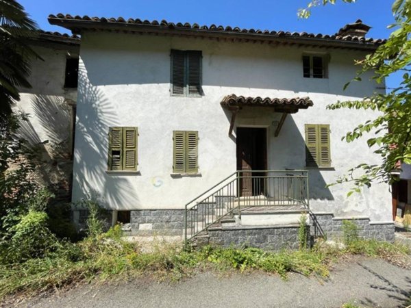 casa indipendente in vendita a Castel Boglione