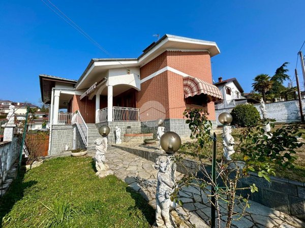 casa indipendente in vendita a Castell'Alfero in zona Callianetto