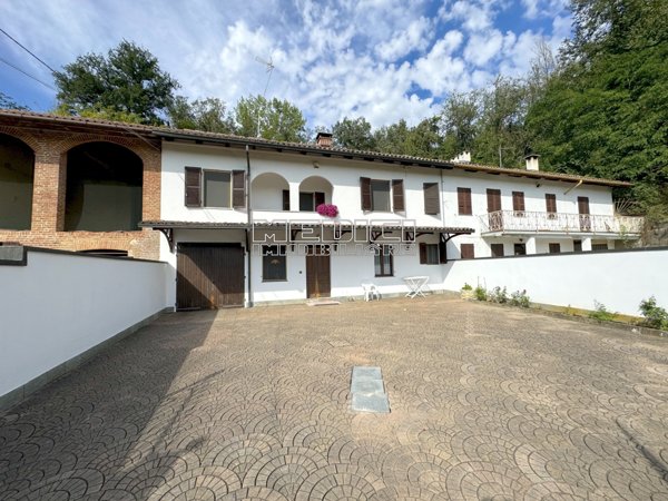 casa indipendente in vendita a Castell'Alfero in zona Callianetto