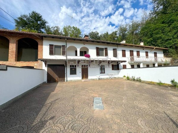 casa indipendente in vendita a Castell'Alfero in zona Callianetto