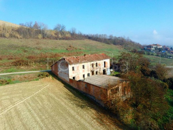 casa indipendente in vendita a Castell'Alfero